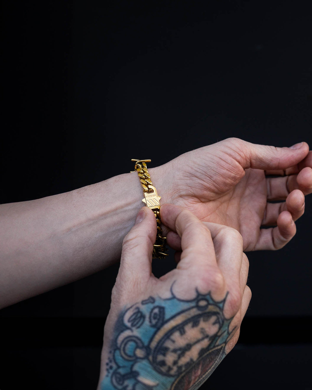 9mm Barbed Wire Cuban Bracelet (Gold)