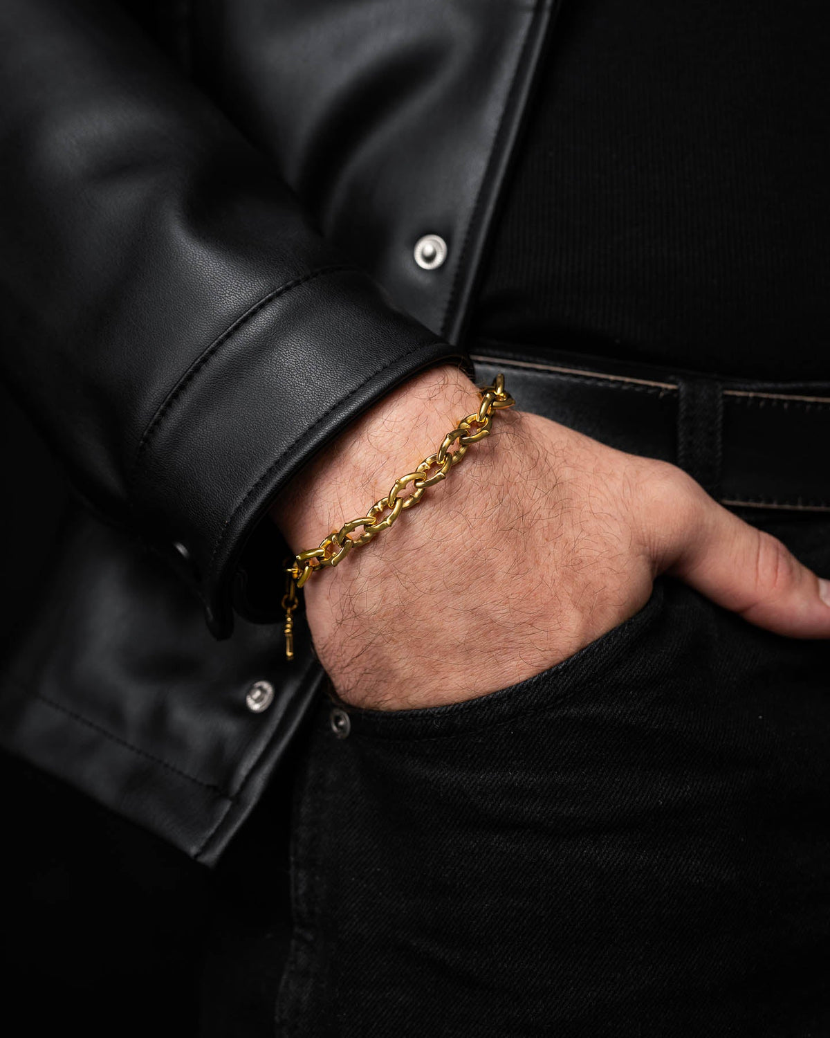 "The Cathedral" 9mm Spiked Bracelet (Gold)