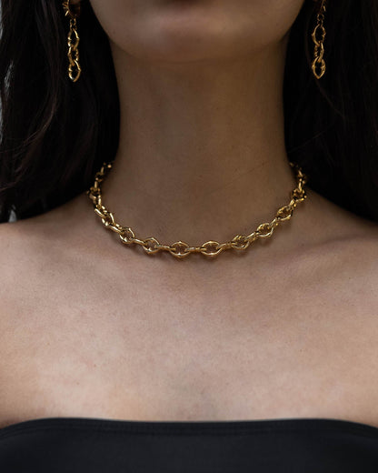 "The Cathedral" 9mm Spiked Chain (Gold)