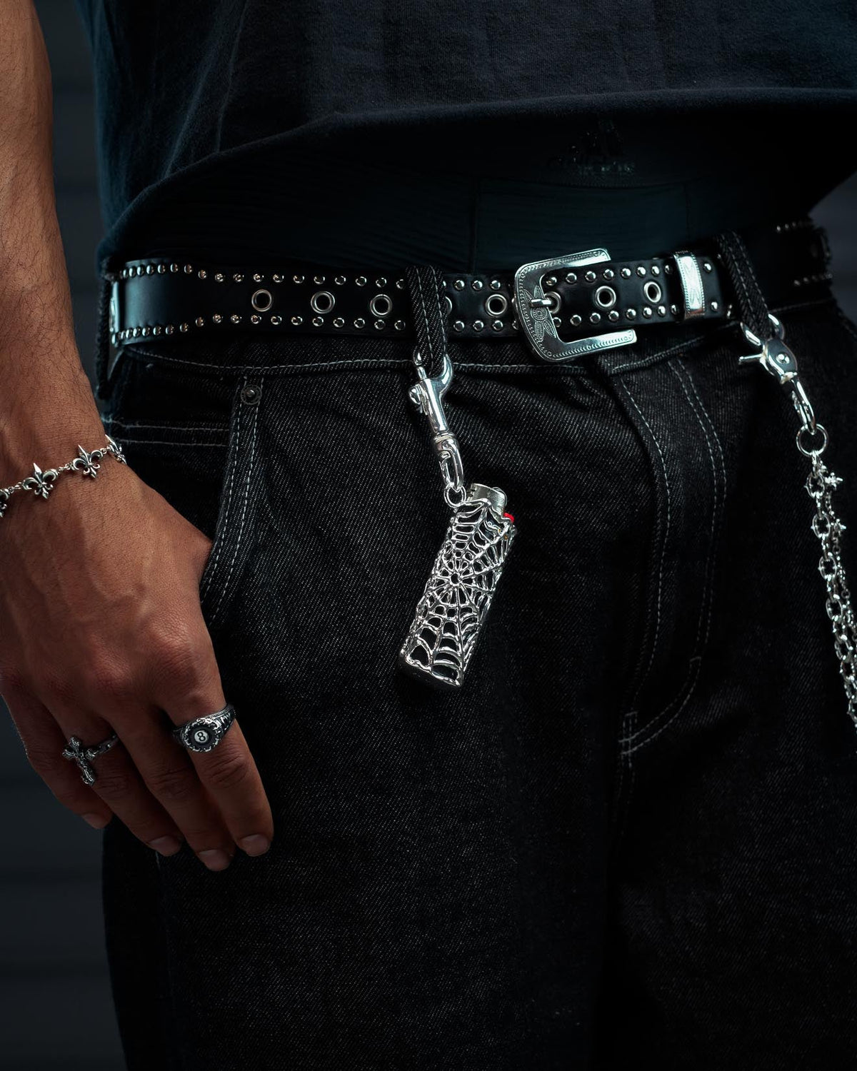 Spiderweb Lighter Sleeve
