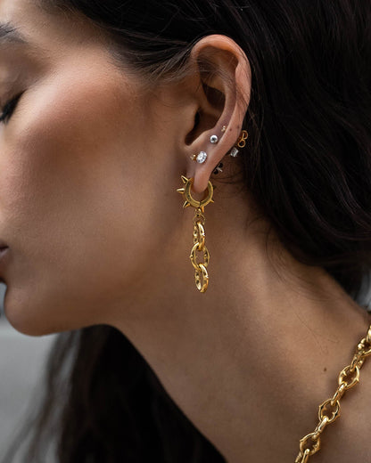 "The Cathedral" 9mm Chain Earrings (Gold)