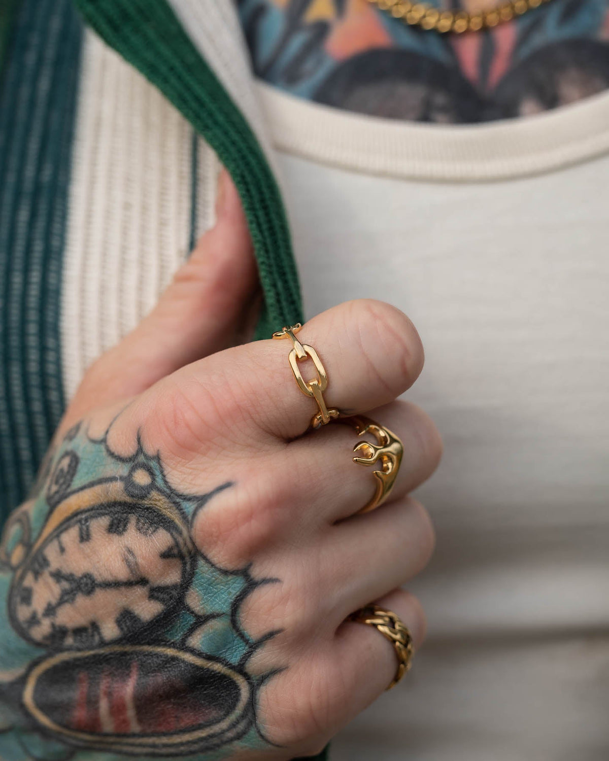 Chained Ring (Gold)