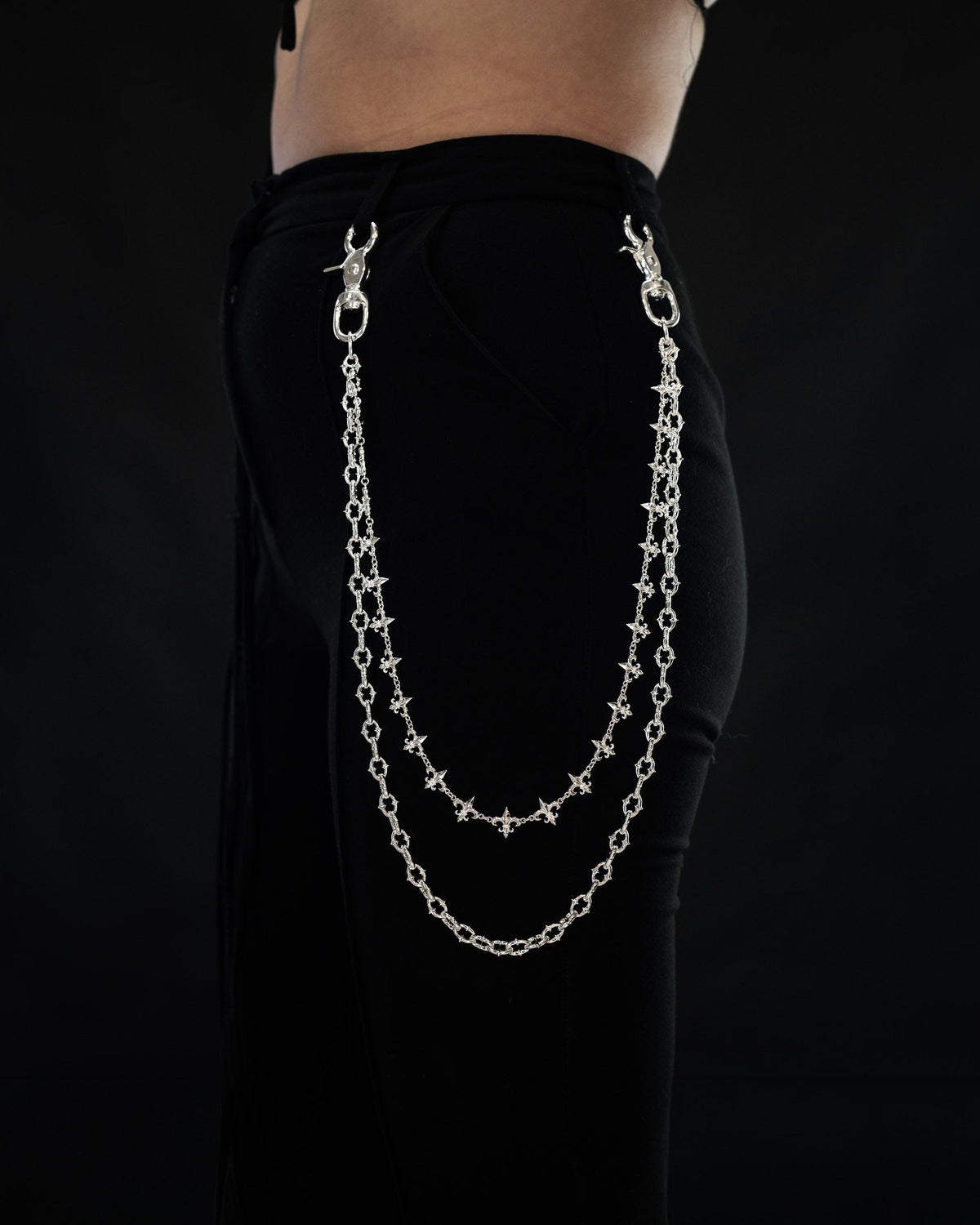 "Baroque" Fleur De Lis Wallet Chain
