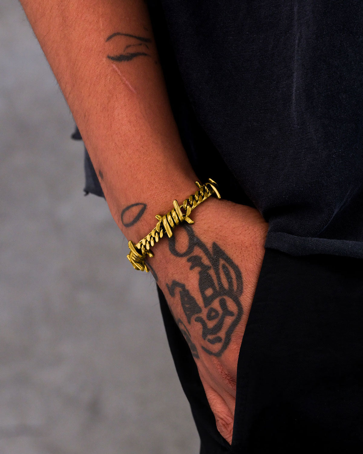 6mm Barbed Wire Cuban Bracelet (Gold)
