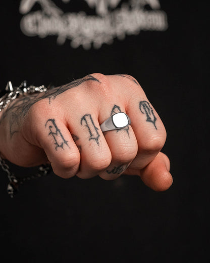 Minimal Signet Ring