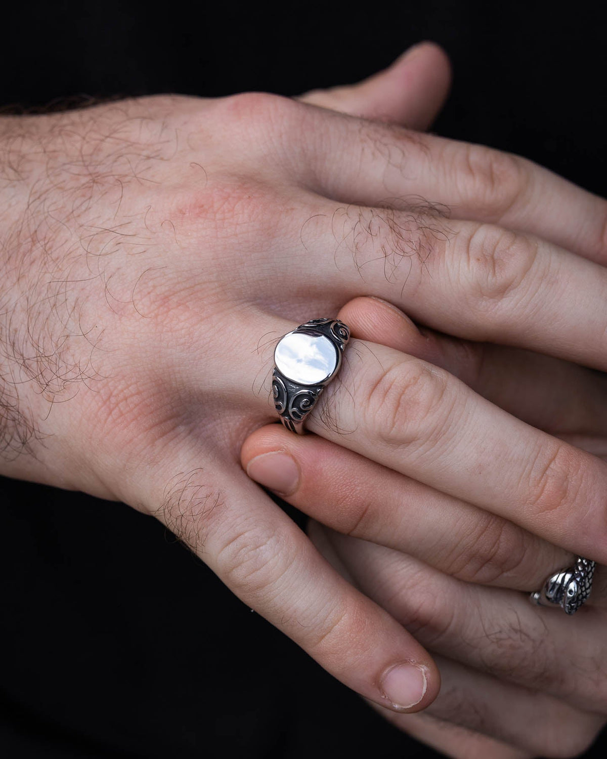 Mini Oval Scroll Signet Ring