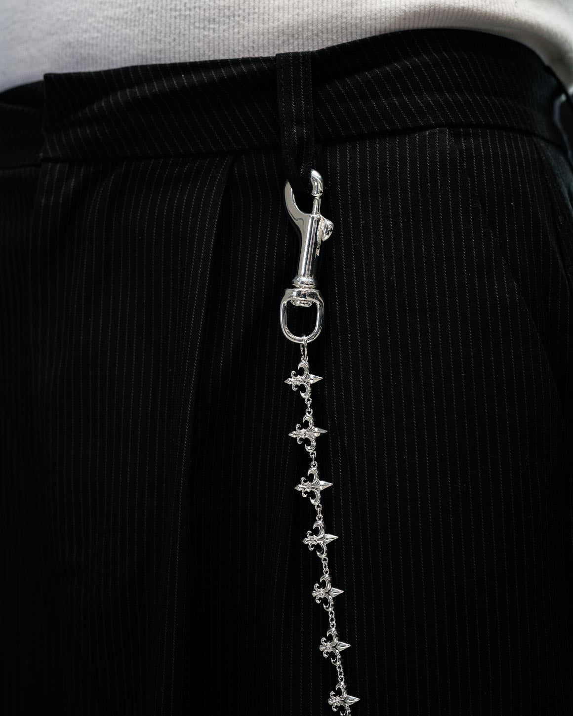 "Fleur De Lis" Wallet Chain